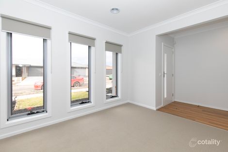 Property photo of 24 Mimosa Drive Beveridge VIC 3753