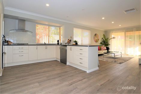 Property photo of 10 Dulverton Close Stratton WA 6056