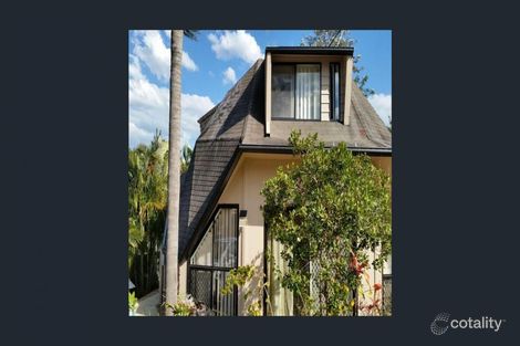 Property photo of 18 Raymond Avenue Bundall QLD 4217