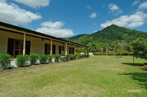 Property photo of 13-15 Zanzoo Close Redlynch QLD 4870