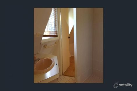 Property photo of 18 Raymond Avenue Bundall QLD 4217