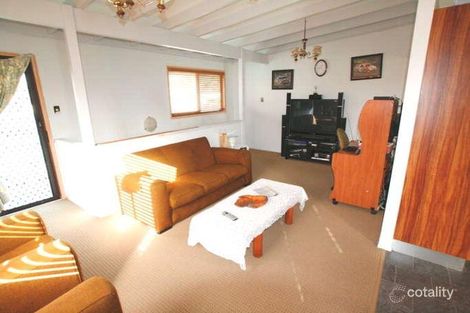 Property photo of 10 Azalea Court Kallangur QLD 4503
