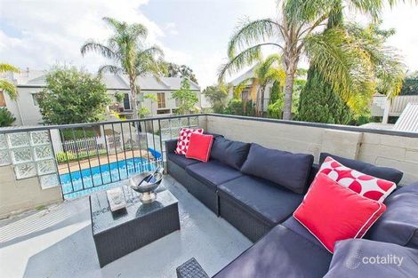 19/4 Waterway Ct, Churchlands, WA 6018