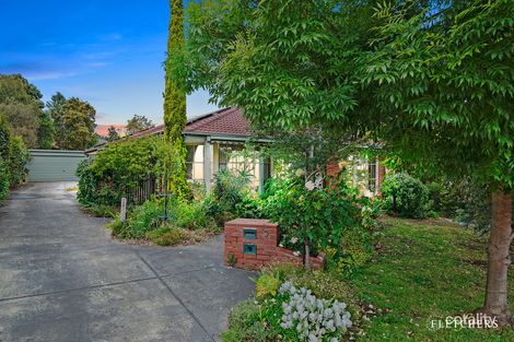 9 Blue Ridge Dr, Mooroolbark, VIC 3138