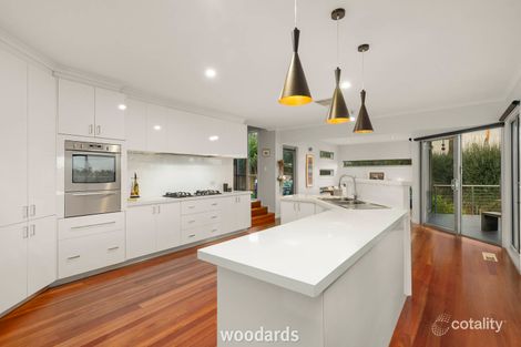 Property photo of 6 Rhonda Court Ringwood North VIC 3134