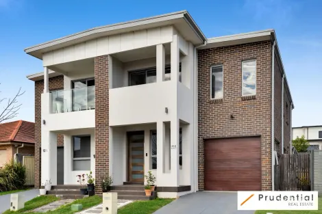 12a Thorpe Cct, Oran Park, NSW 2570