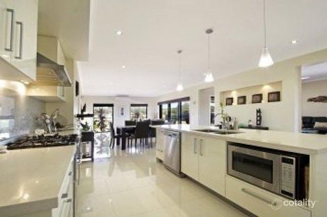 46 Endeavour Bark Dr, Glass House Mountains, QLD 4518