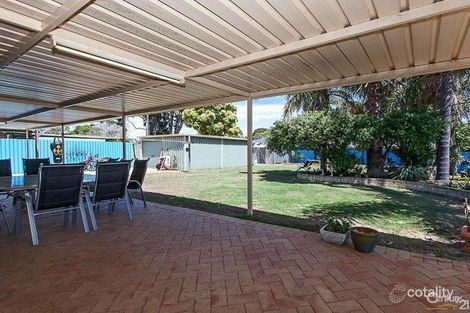 51 Ashburton Dr, Gosnells, WA 6110