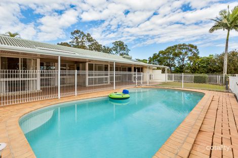 Property photo of 3 Riverdowns Crescent Helensvale QLD 4212