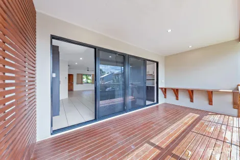 Property photo of 8/25 Abell Road Cannonvale QLD 4802