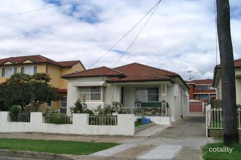 11 Beauchamp St, Wiley Park, NSW 2195