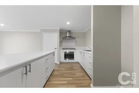 Property photo of 50 Ryhill Crescent Wellard WA 6170