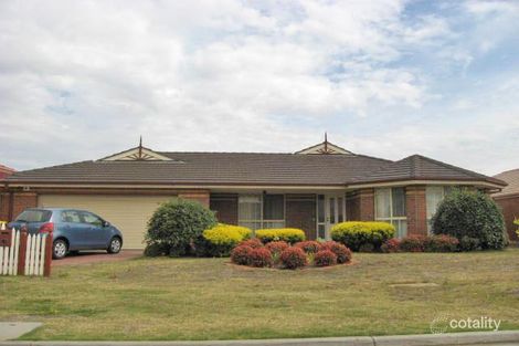 13 Salamander Dr, Taylors Lakes, VIC 3038