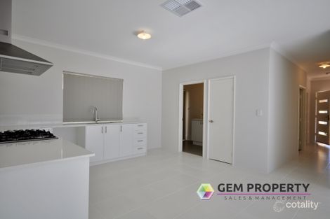 Property photo of 28 Windermere Circuit Success WA 6164