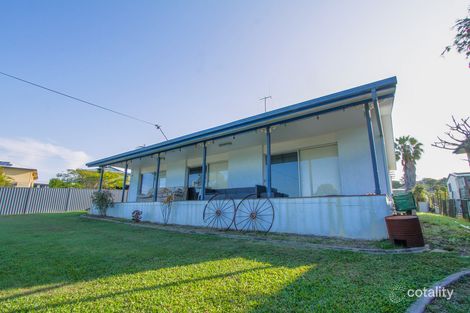 Property photo of 29 Petrel Avenue River Heads QLD 4655