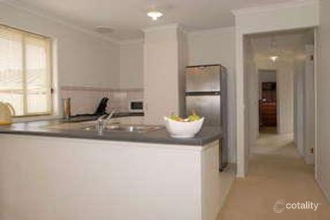 Property photo of 3 Taplan Crescent Cranbourne West VIC 3977