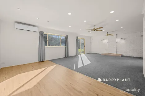 Property photo of 3 Upton Crescent Narre Warren VIC 3805