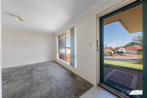 Property photo of 2 Henrietta Court Coogee WA 6166