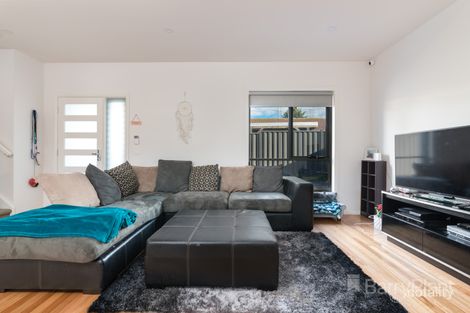 Property photo of 2/106 Bindi Street Glenroy VIC 3046