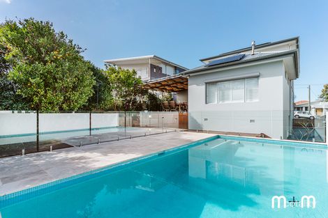 Property photo of 32 Hill Street Bulli NSW 2516