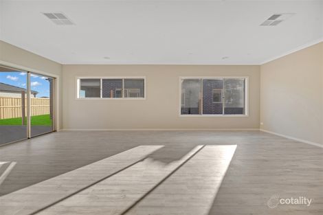 Property photo of 27 Shelterbelt Avenue Weir Views VIC 3338