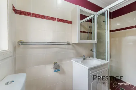 Property photo of 12 Fielding Close Wetherill Park NSW 2164