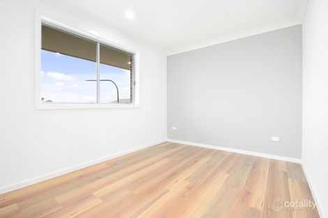 Property photo of 16 Luminous Way Box Hill NSW 2765
