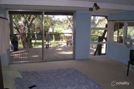 Property photo of 21 Bruce Street Lamb Island QLD 4184