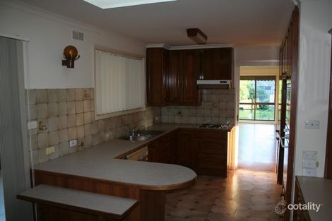 Property photo of 5 Catherine Road Bentleigh East VIC 3165