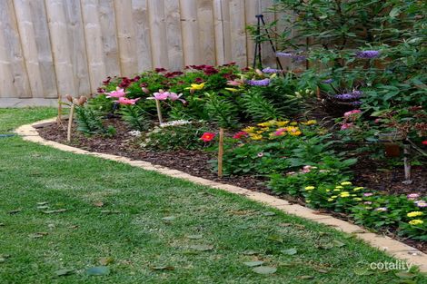 Property photo of 23 Allardice Parade Berwick VIC 3806