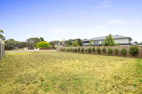 Property photo of 78 Franklin Road Mount Duneed VIC 3217