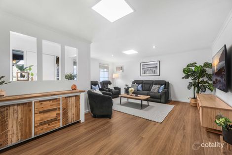 Property photo of 8 Avonwood Close Wantirna South VIC 3152