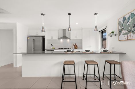 Property photo of 11 Ettrick Street Crace ACT 2911