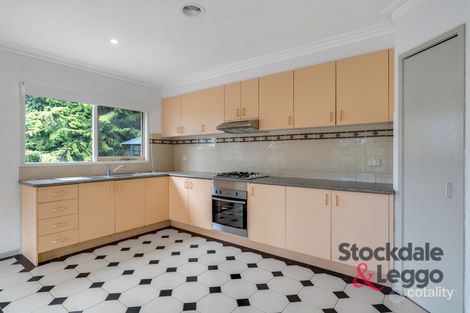 Property photo of 12 Weir Court Roxburgh Park VIC 3064