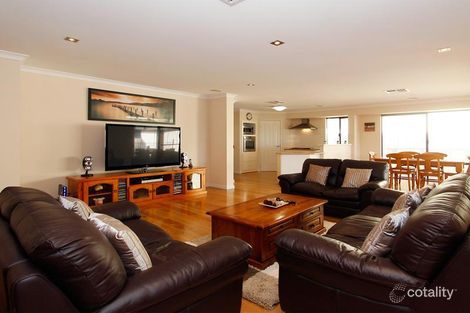 Property photo of 15 Einstein Way Tapping WA 6065