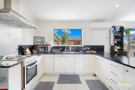 Property photo of 7 Charleville Street Point Vernon QLD 4655