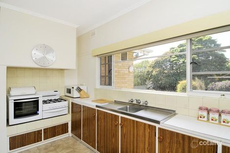 Property photo of 38 White Avenue Kew East VIC 3102