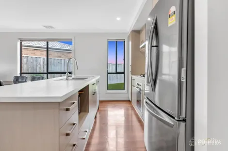 Property photo of 12 Coghlan Drive Bacchus Marsh VIC 3340