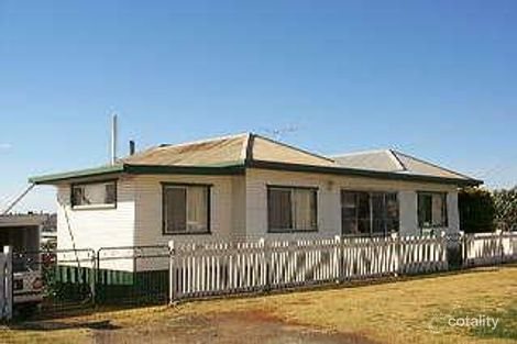 155 North St, Rockville, QLD 4350