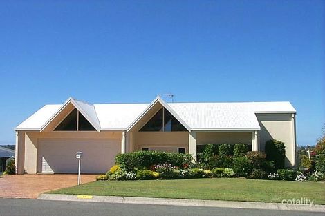 12 Renfrew Dr, Highland Park, QLD 4211