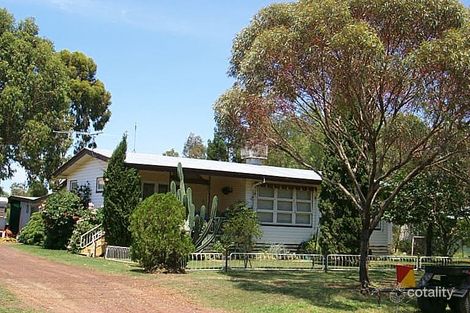14 Hayden St, Dalby, QLD 4405
