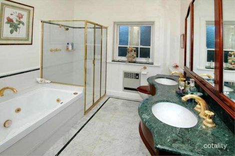 Property photo of 121-123 Mooltan Street Travancore VIC 3032