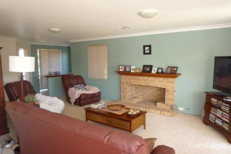 Property photo of 11 Village Walk Ocean Reef WA 6027