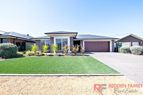 Property photo of 8 Waterfall Crescent Dubbo NSW 2830