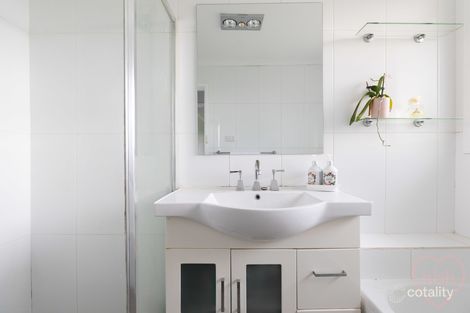 Property photo of 2 Oldfield Circuit Kambah ACT 2902