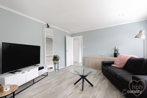 Property photo of 2 Oldfield Circuit Kambah ACT 2902