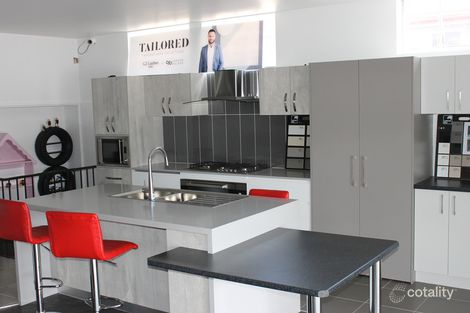 23 Downs St, North Ipswich, QLD 4305