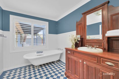 Property photo of 8 Bottlebrush Close Picton NSW 2571