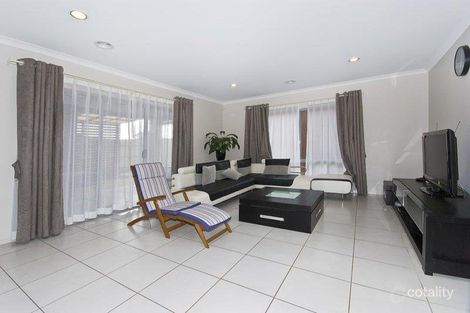 Property photo of 18 Sapphire Place Springvale VIC 3171