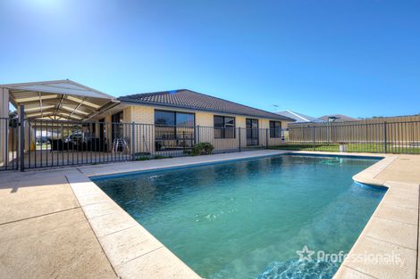 Property photo of 19 Azalea Gardens Forrestfield WA 6058